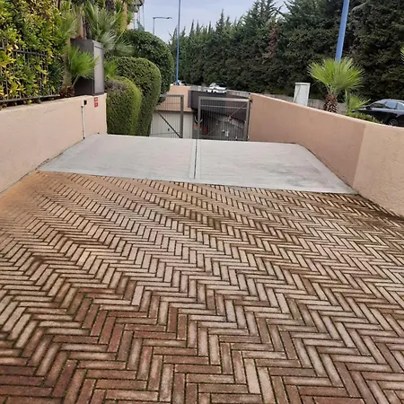 Apartmán Serena - Con Giardino E Box A 10 Mt Dal Mare Ceriale