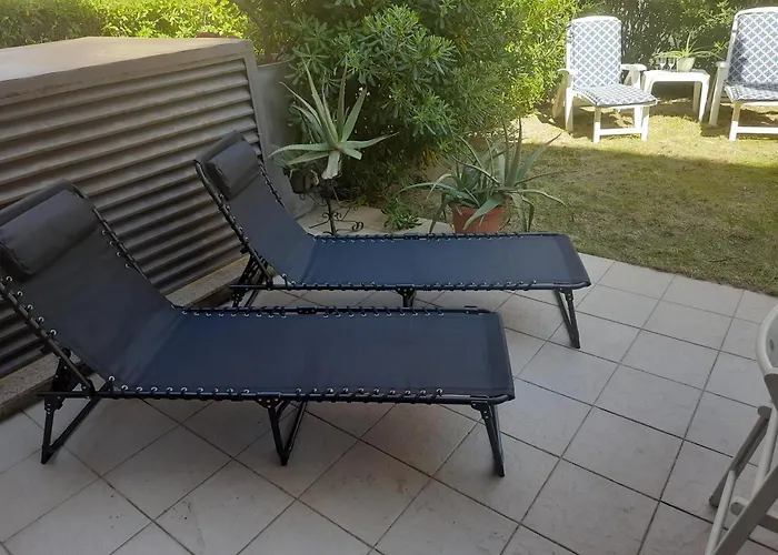 Apartman Serena - Con Giardino E Box A 10 Mt Dal Mare